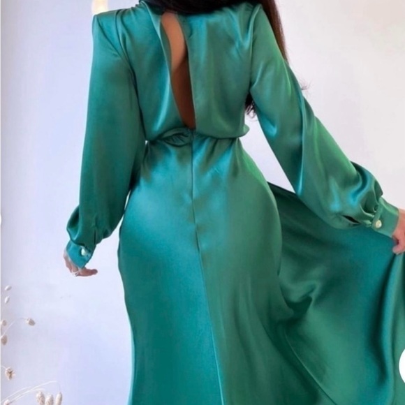 Zara Green Satin Dress NWT - Picture 2 of 5